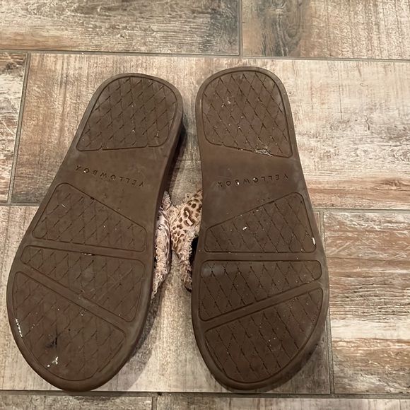 Yellow Box Leopard Print Flip Flops - Picture 3 of 4